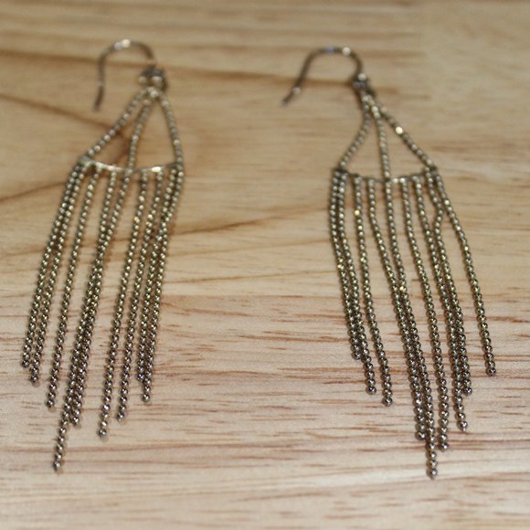 Chain Dangle Earrings - Picture 4 of 5